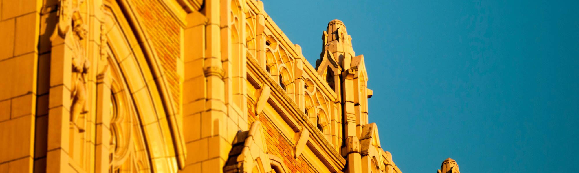 Building Resilient Local Governments