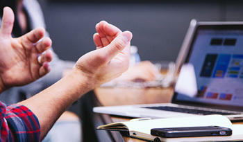 ux writers in meeting